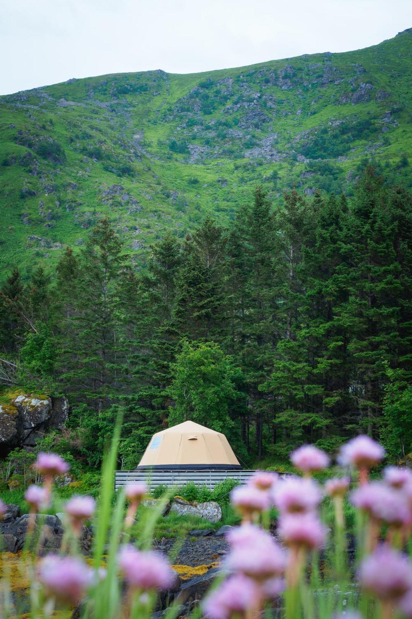 Flo Lofoten Nature Escape Valberg Exterior foto